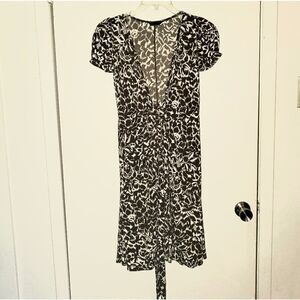 BCBGMAXAZRIA Brown and cream Maxi wrap dress